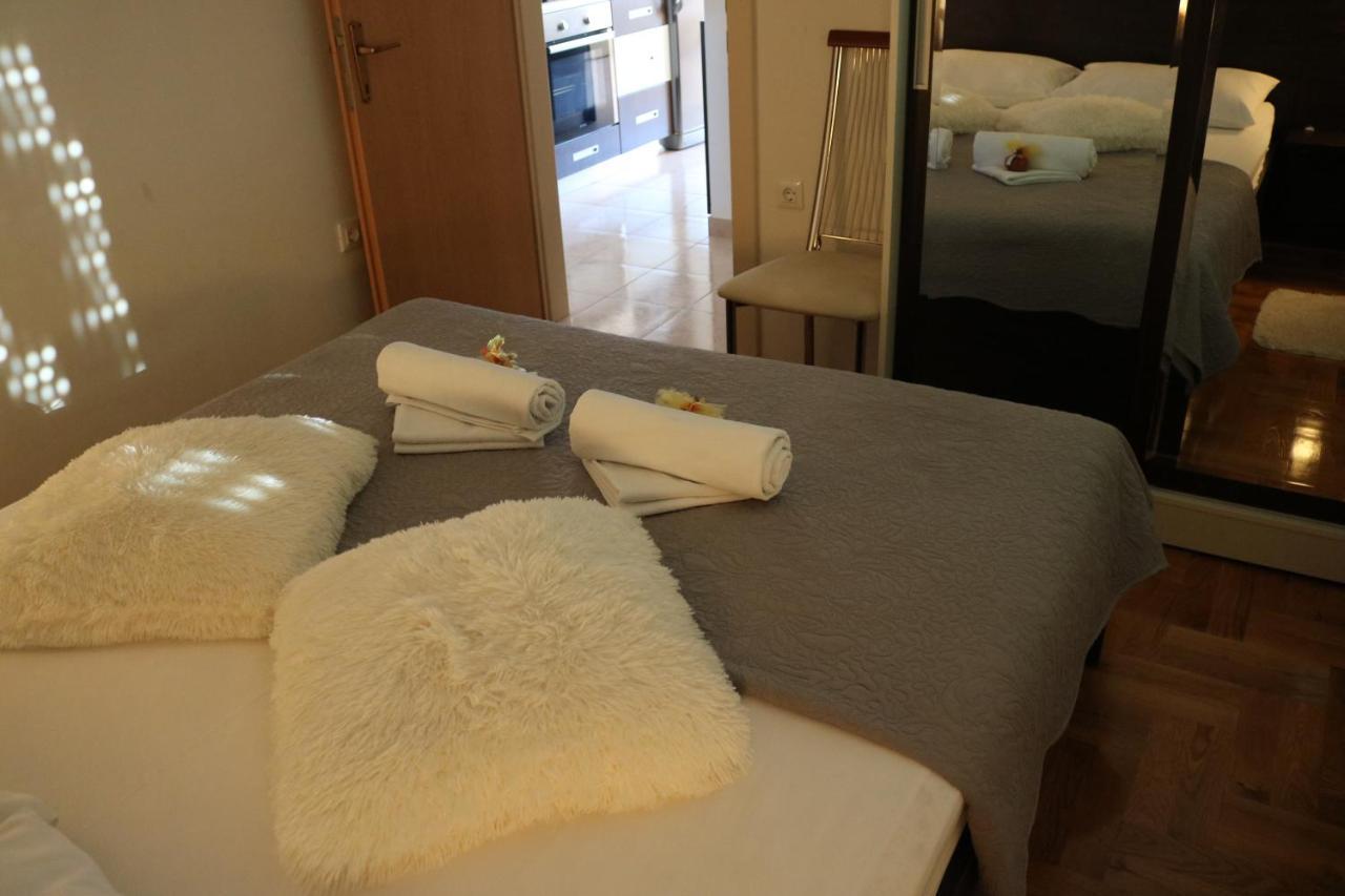 Apartments Marina Vodice Luaran gambar