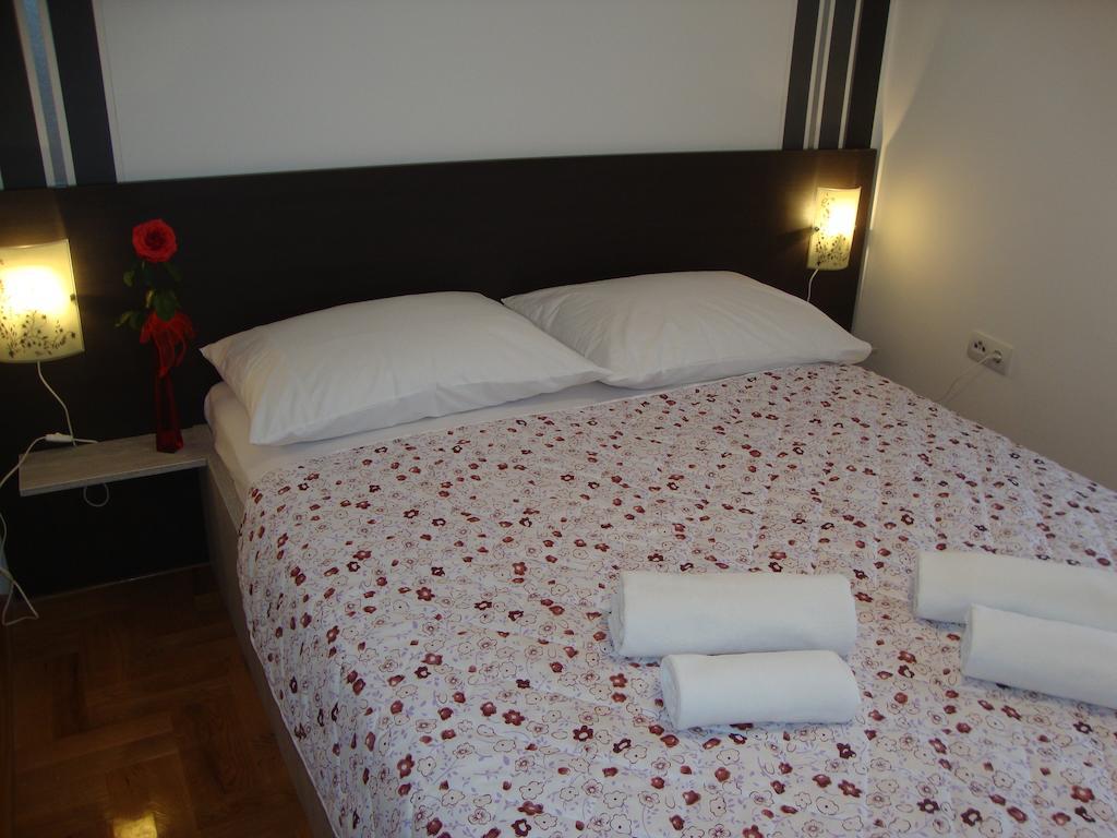 Apartments Marina Vodice Luaran gambar