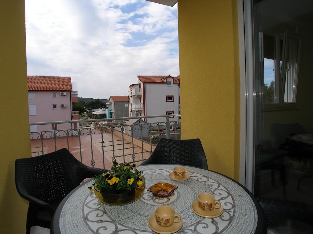 Apartments Marina Vodice Luaran gambar